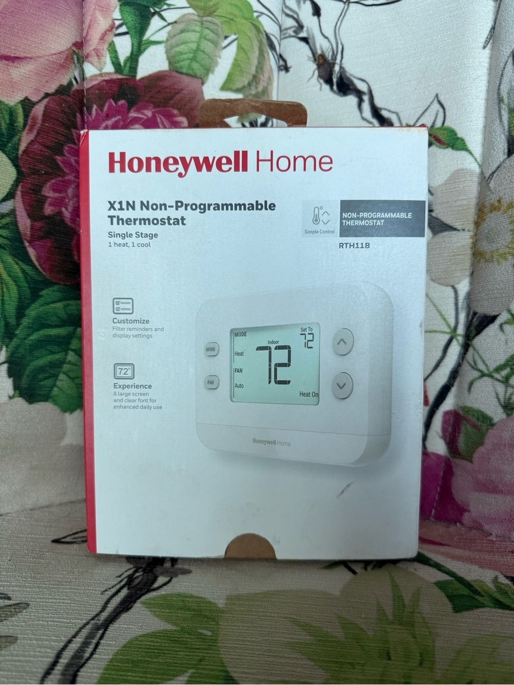 Honeywell Home X1N RTH11B Non-Programmable Thermostat 1H/1C